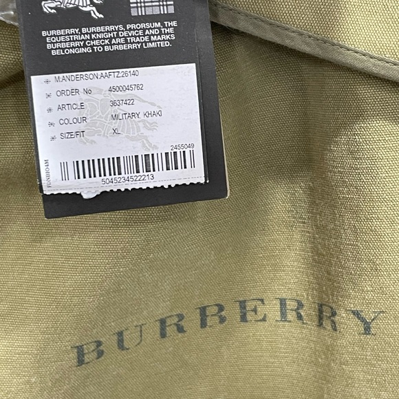 Authentic Burberry Manderson Jacket - Picture 7 of 8